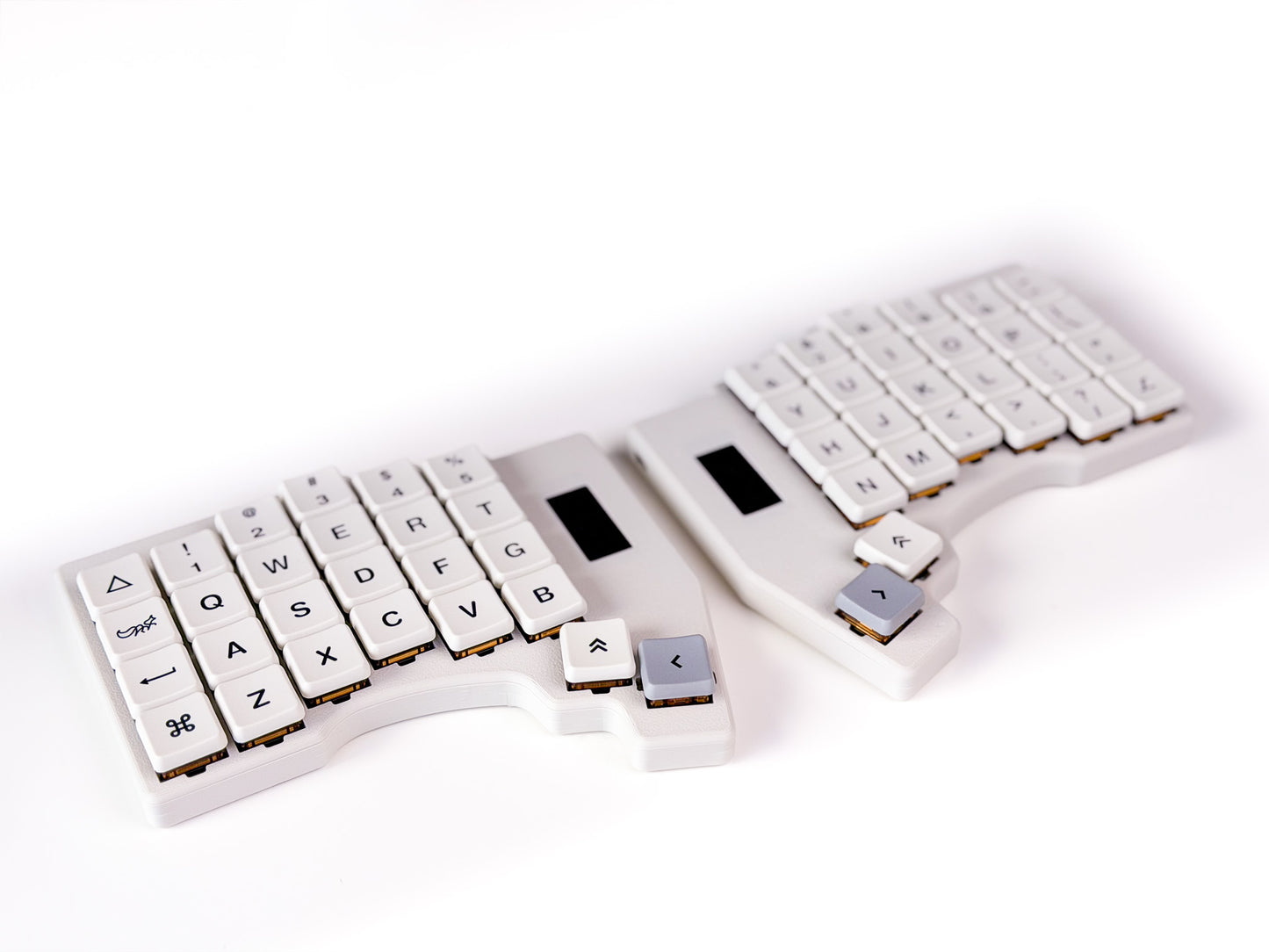 White Mantaray Pro Wireless keyboard on a white background
