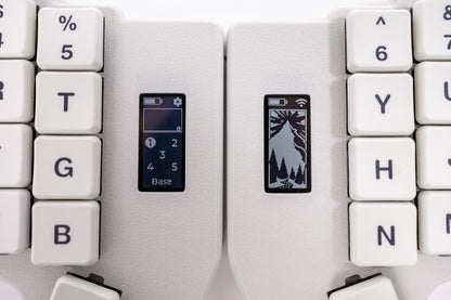 Close-up of the Mantaray Pro Wireless displays.